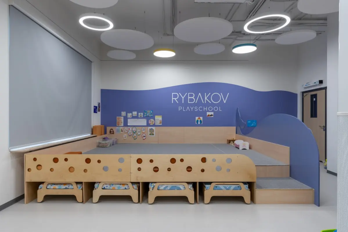 Освещение кампуса RYBAKOV PLAYSCHOOL | Сетка — социальная сеть от hh.ru