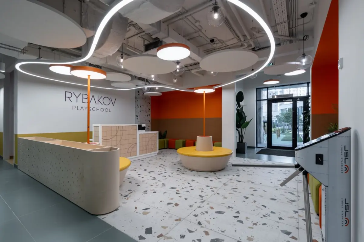Освещение кампуса RYBAKOV PLAYSCHOOL | Сетка — социальная сеть от hh.ru
