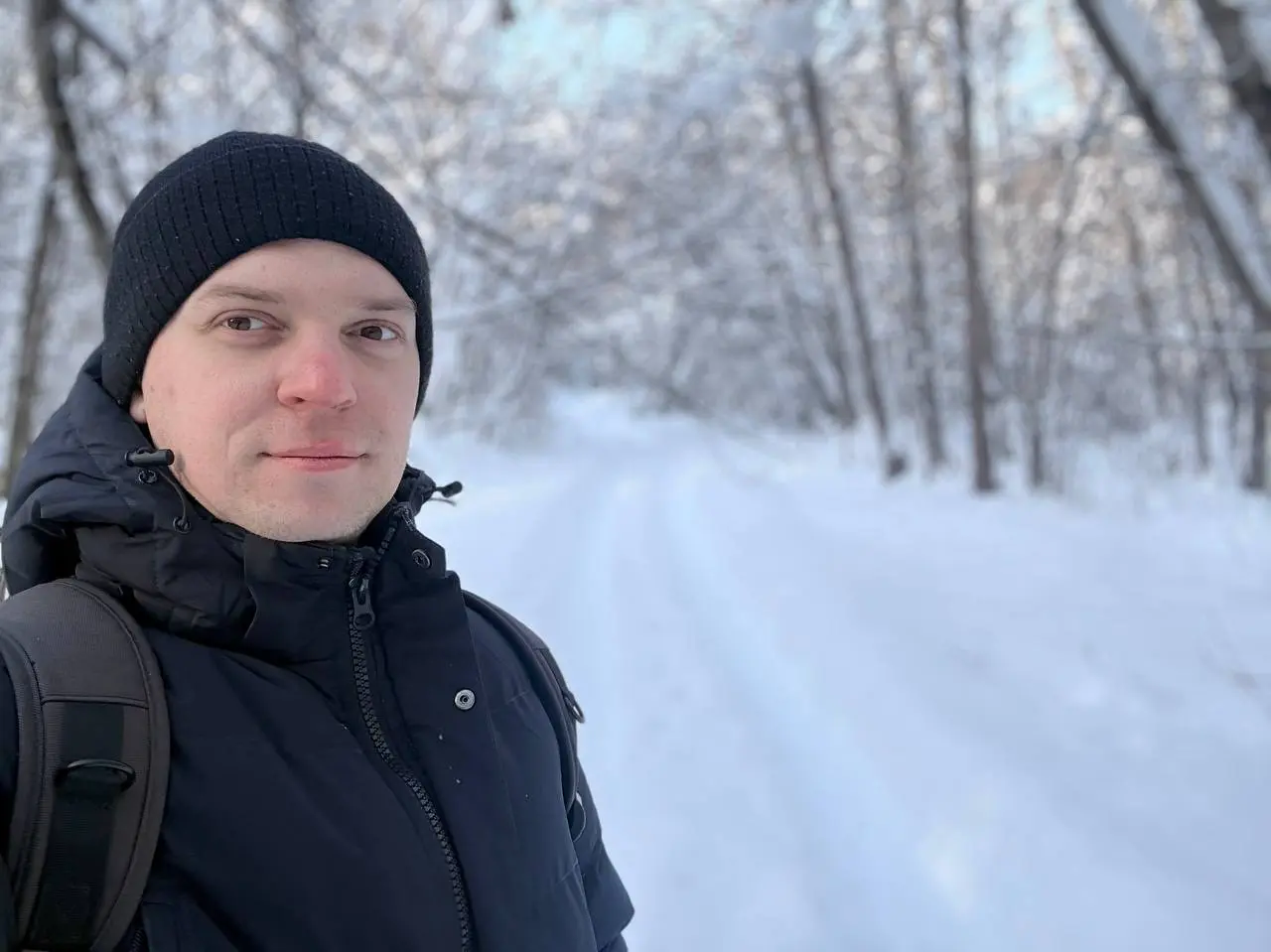 Вчера вел психологический тренинг для врачей в г. Пушкино Московской области
Участники собираются, рассаживаются в актовом зале, я готовлю материалы для тренинга | Сетка — социальная сеть от hh.ru