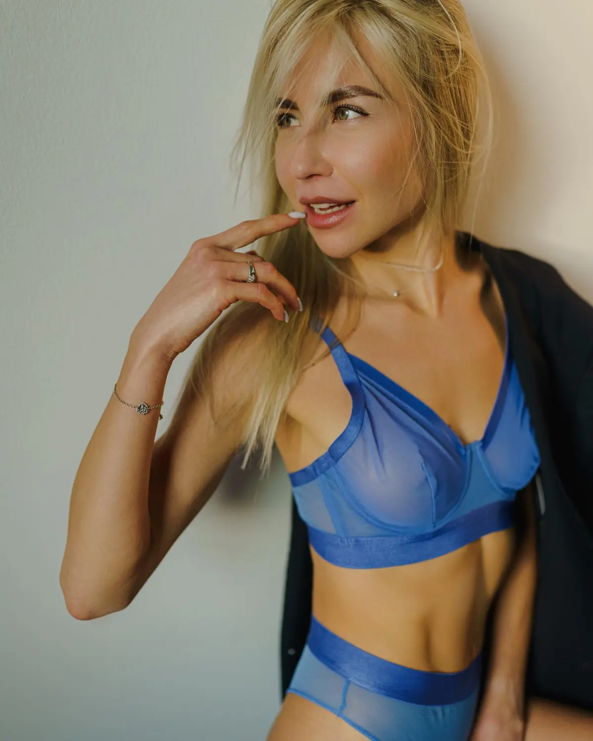 Сможешь жить без публикаций в соц сетях ?
Как правило я хотел чтоб инстаграм всегда выглядел красиво эстетично, но с недавних пор меня так начало бесить что надо делать какие то определенные фотографи... | Сетка — социальная сеть от hh.ru