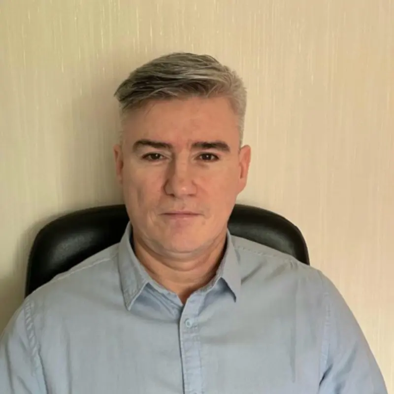 Олег Гордеев