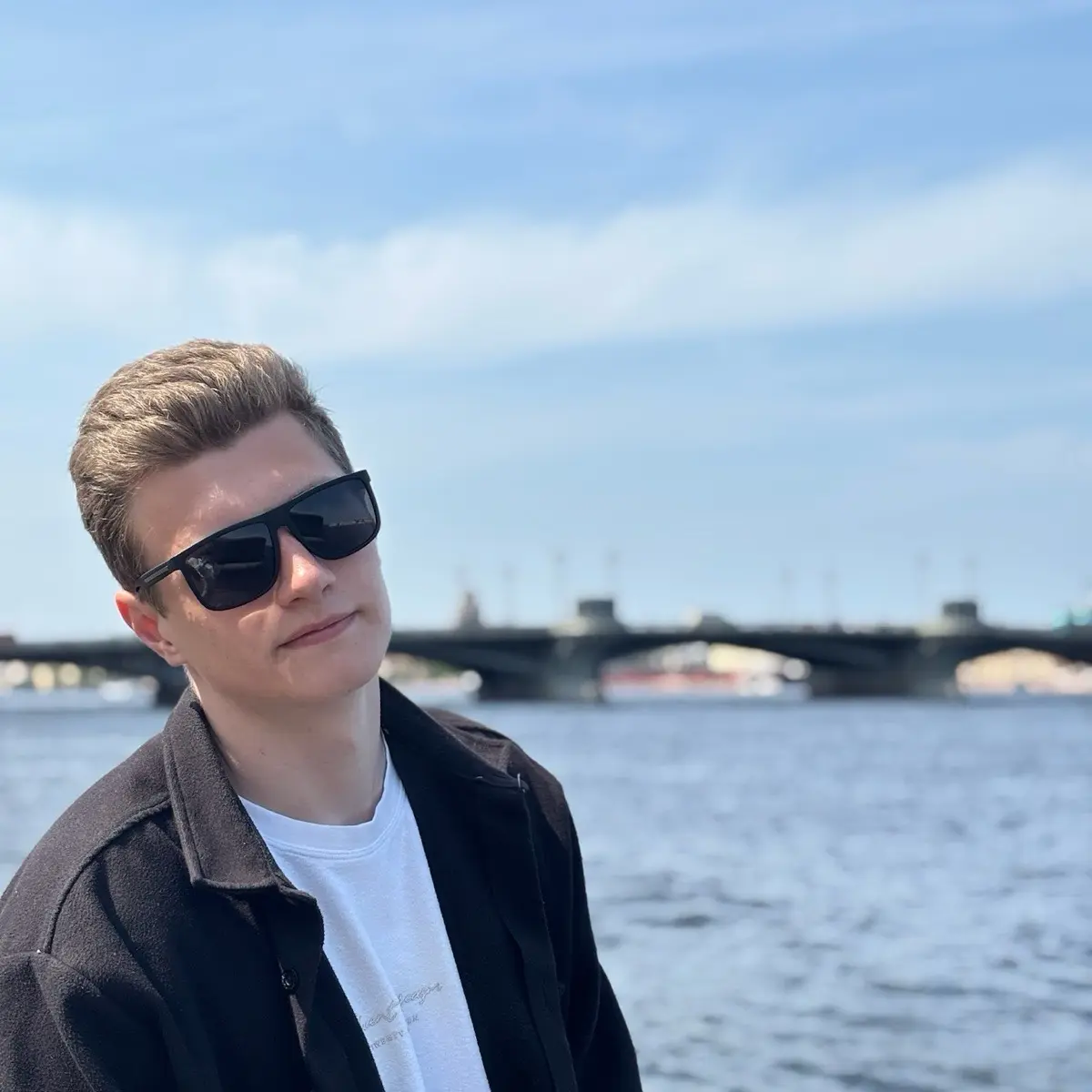 Леонид Колчин | Сетка — социальная сеть от hh.ru