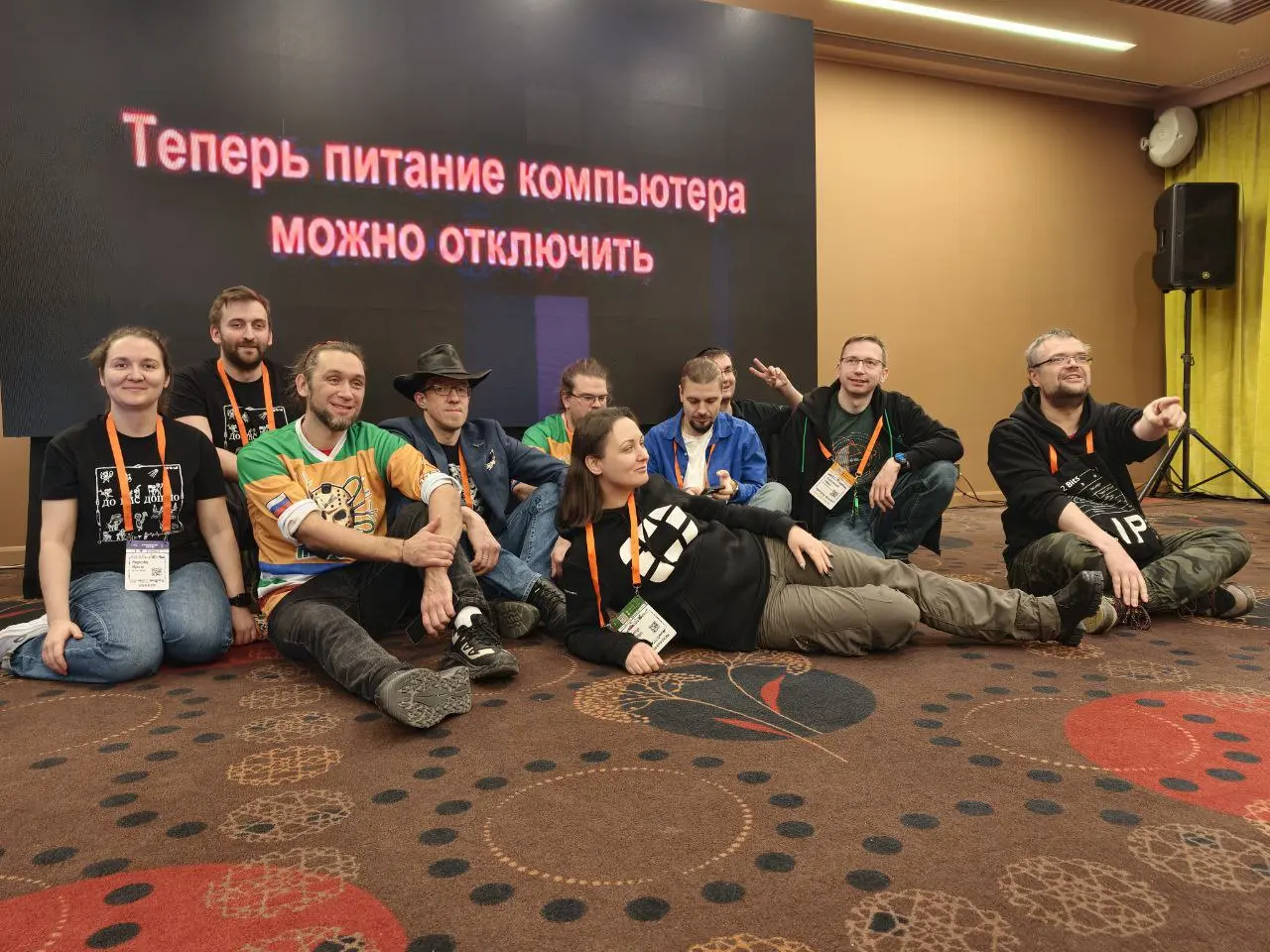 По сложившейся традиции, пока не выветрились воспоминания, но все уже дома и выспались, накидайте нам в панамку фидбека о линкмитапе | Сетка — социальная сеть от hh.ru