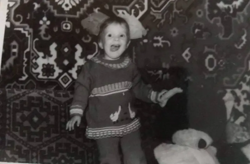 Моя версия 1994 года vs 2026 🤣 изменений гора, но ржу всё так же 🤣
Ну что, с новым годом меня! Привет, мои 34✨ этот год будет волшебным, потому что я так выбрала!
Можете в комментариях в качестве позд... | Сетка — социальная сеть от hh.ru