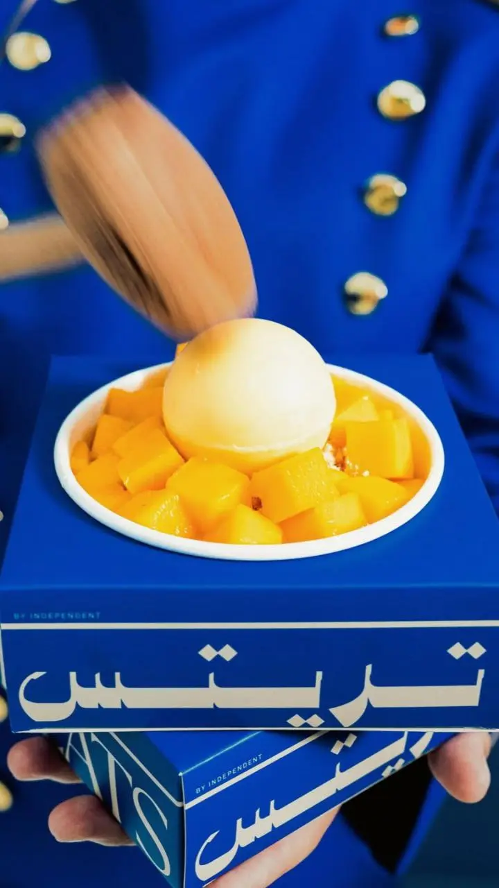 Сторителлинг, а не просто товар
Развивать коммуникацию вокруг монопродукта всегда особенно сложно, но Treats выстроили целый сценарий в рамках участия в Global Village, хотя в их ассортименте всего од... | Сетка — социальная сеть от hh.ru