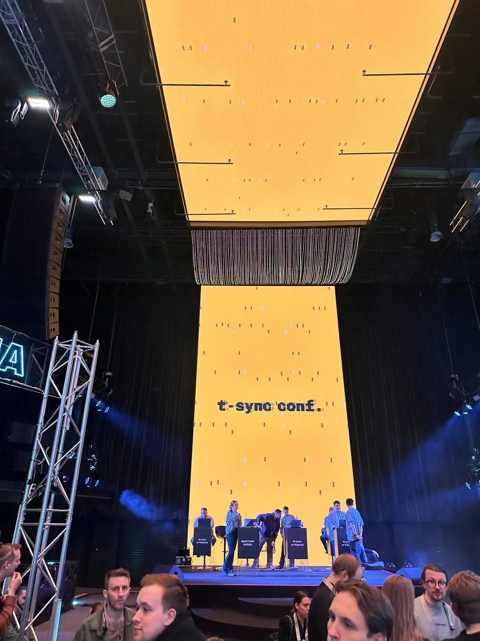 T-Sync Conf | Сетка — социальная сеть от hh.ru