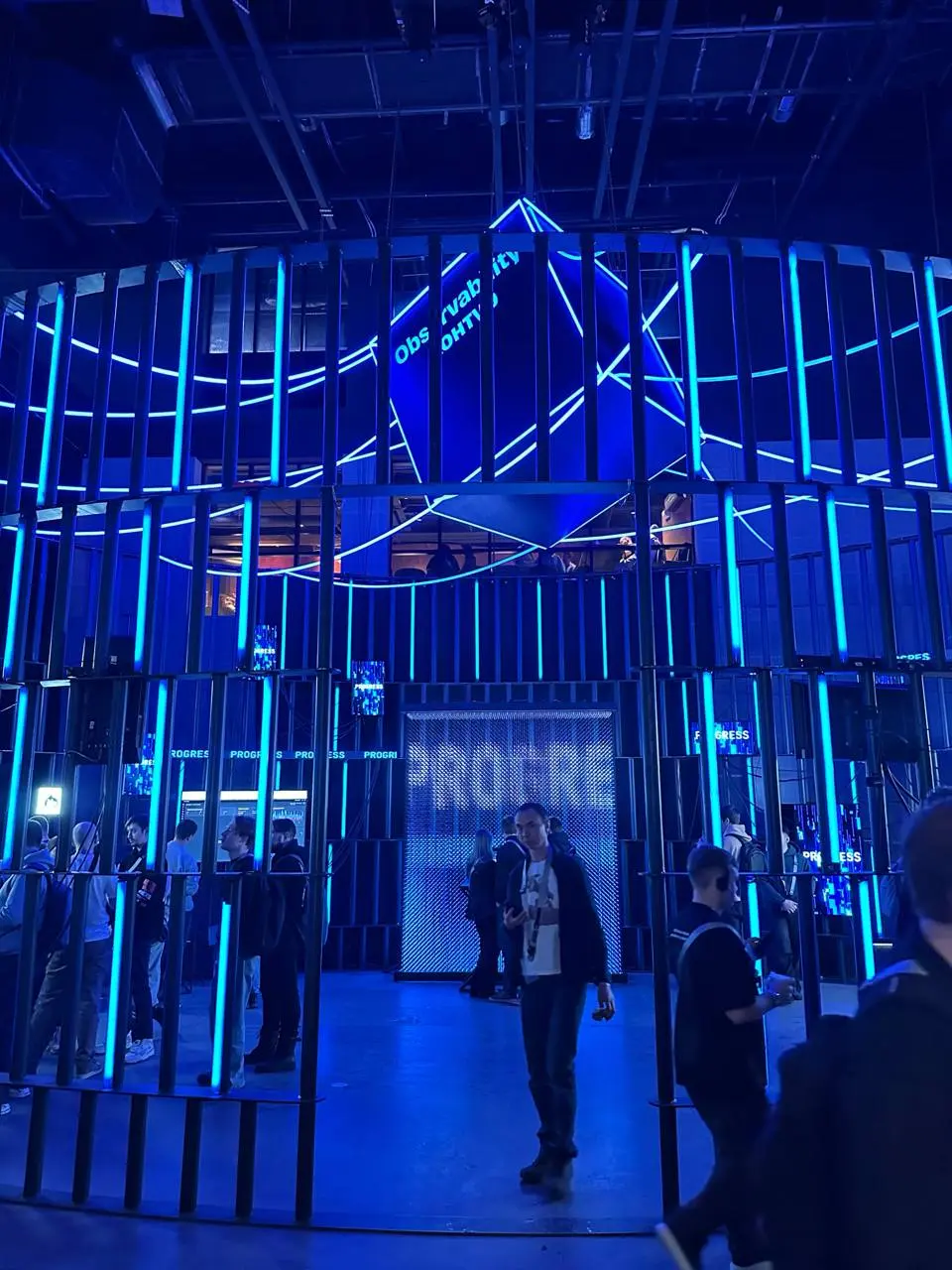 T-Sync Conf | Сетка — социальная сеть от hh.ru