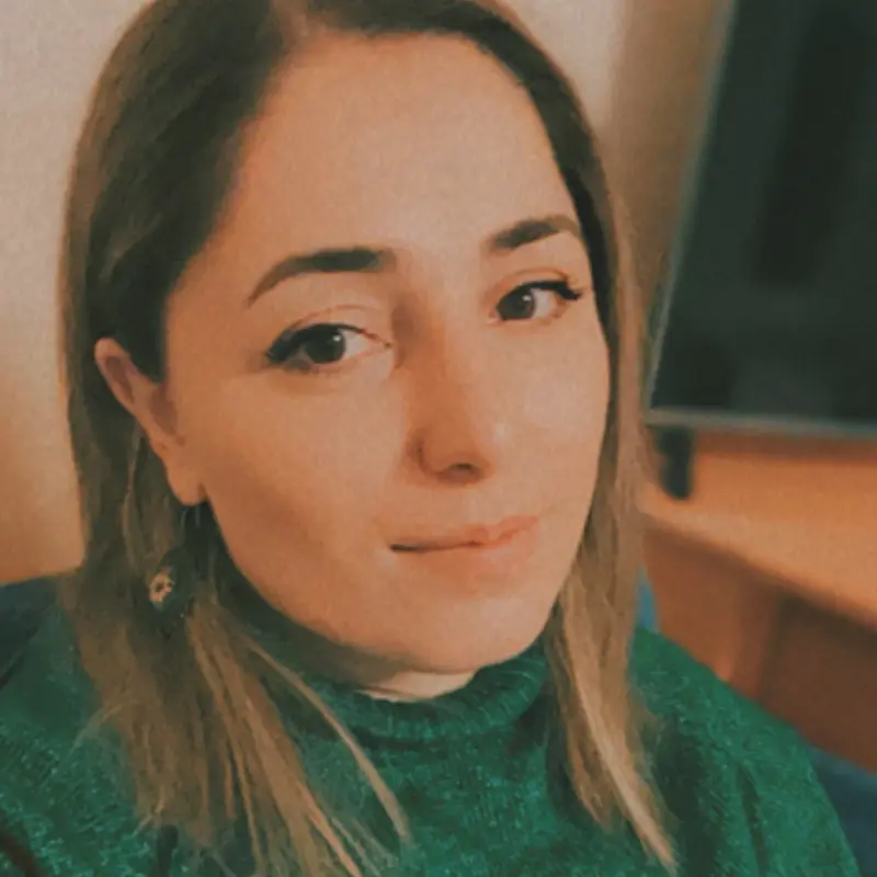 Лаура Оликян