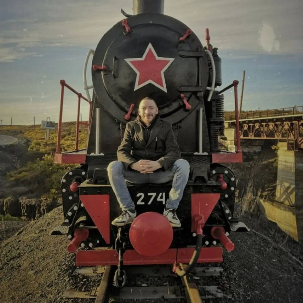 Роман Гусаров