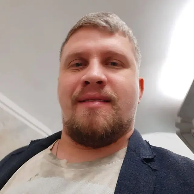 Кирилл Куров