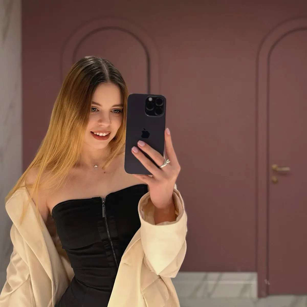 Анна Княжнина
