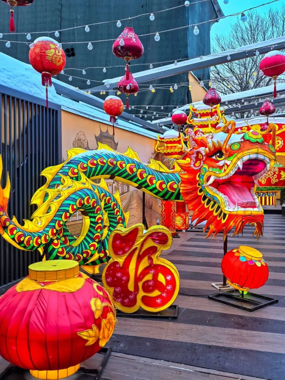 🐉Декорации к Китайскому Новому году в Москве
😍 — прекрасно
📲Подпишитесь на Вдвижении
#бесплатно
В этом посте были ссылки, но мы их удалили по правилам Сетки | Сетка — социальная сеть от hh.ru