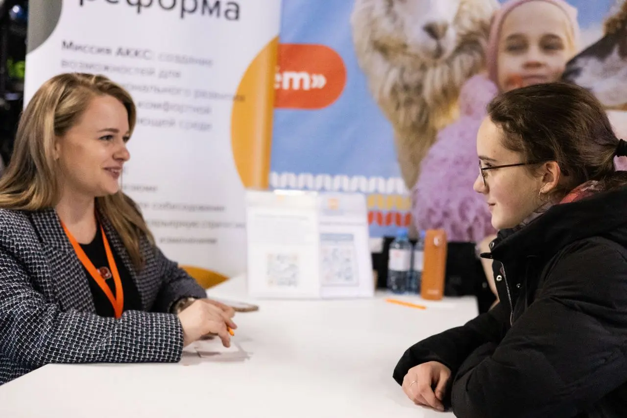 Получила фотографии с мероприятия с АККС (Ассоциации карьерного консультирования и сопровождения) в парке “Елочки” в Домодедово и они сподвигли меня поделиться ими и заодно рассказать о том, как это б... | Сетка — социальная сеть от hh.ru