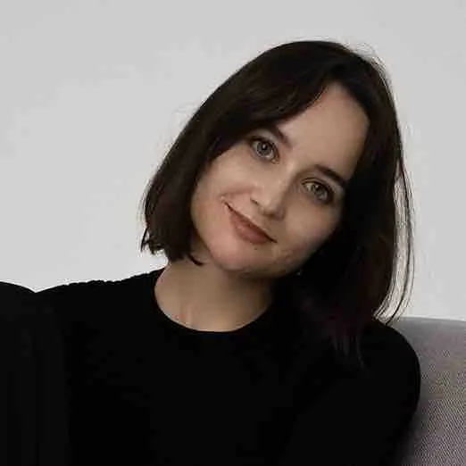 Юлия Серебренникова