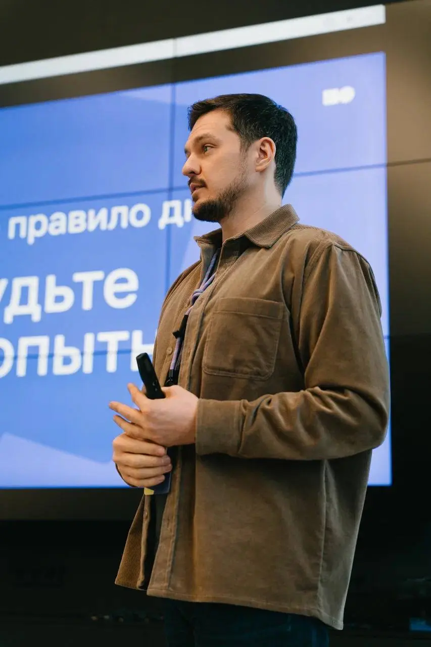 🔥 «Чем мы отличаемся от других? Ничем | Сетка — социальная сеть от hh.ru