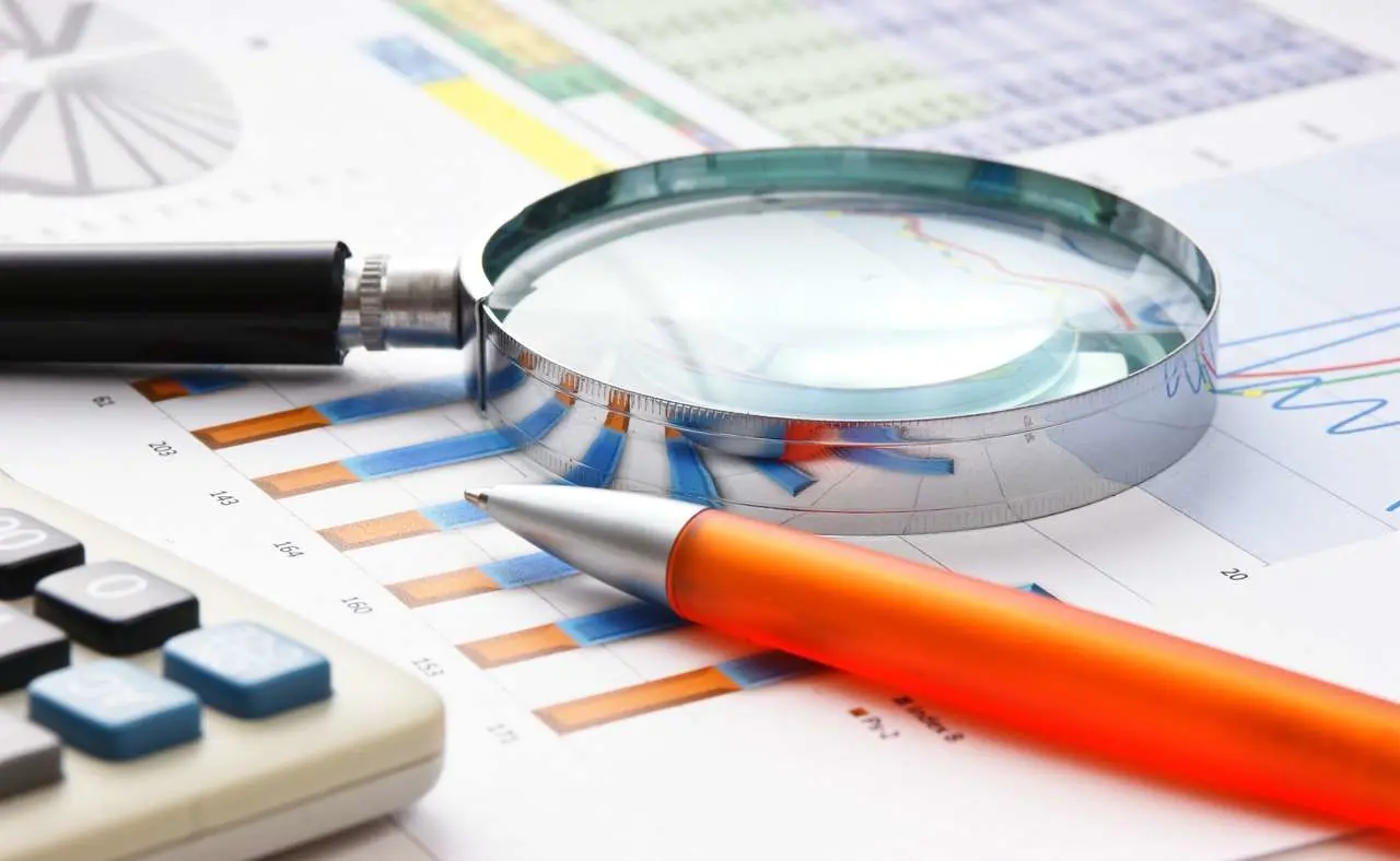 📌Совет. Как быстро провести Cash Flow аудит и понять, хватит ли денег до конца низкого сезона.
Паника наступает, когда деньги на счетах тают, а до конца низкого сезона еще далеко | Сетка — социальная сеть от hh.ru