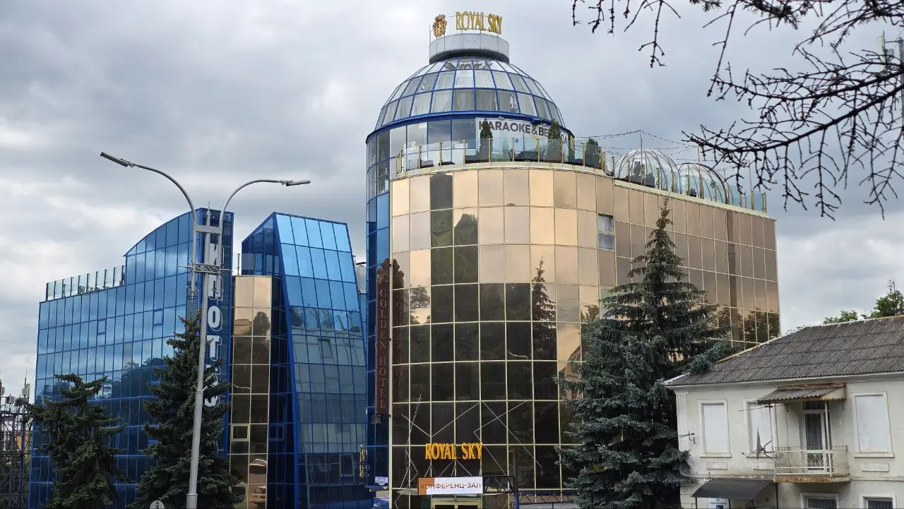 ‼️ЭКСКЛЮЗИВ В ЦЕНТРЕ ПЯТИГОРСКА‼️ ГИБКАЯ СДЕЛКА — ОТЕЛЬ ИЛИ КРУПНЫЙ САНАТОРИЙ Локация = Деньги:
Центр Пятигорска — в шаге от «Провала» и Лермонтовских мест.
Турпоток вырос на +25% в 2024 г | Сетка — социальная сеть от hh.ru