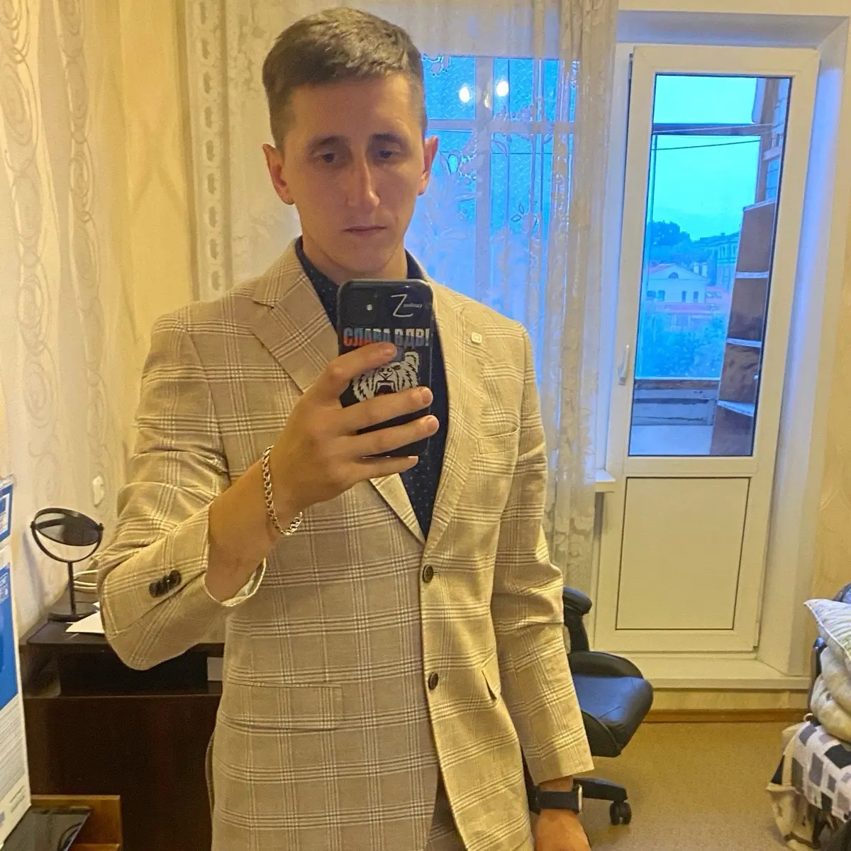 Александр Агафонов