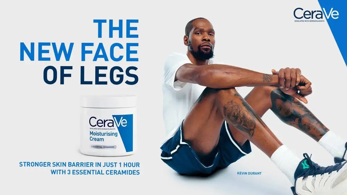 Как CeraVe превратила мемы о «сухих ногах» звезды НБА в вирусную кампанию
Бренд косметики CeraVe запустил новую глобальную кампанию «Moisturise Like a Derm», в которой звездный баскетболист Кевин Дюра... | Сетка — социальная сеть от hh.ru