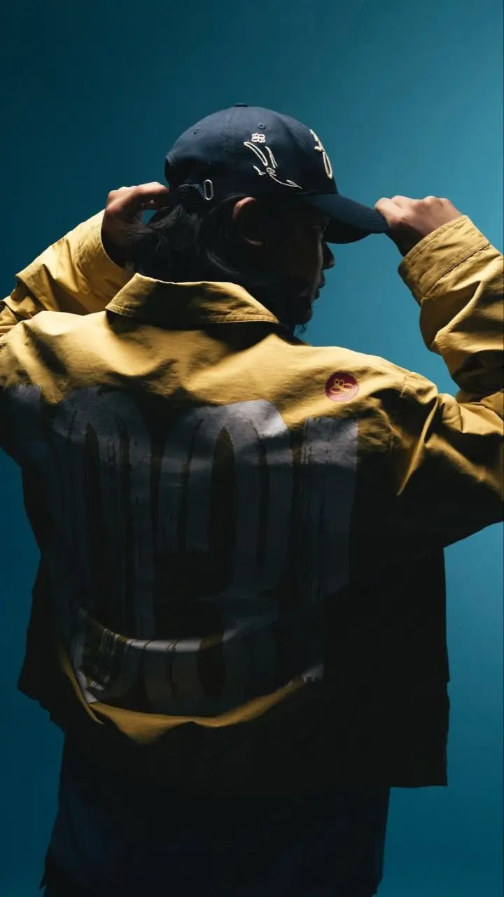 В комментариях разгорелись споры об упаковке для коллекции кепок
Streetwear-бренд BLUEORNG (читается как blue-orange) из Индии запустил новый дроп кепок, в своём узнаваемом стиле: премиальное качество... | Сетка — социальная сеть от hh.ru