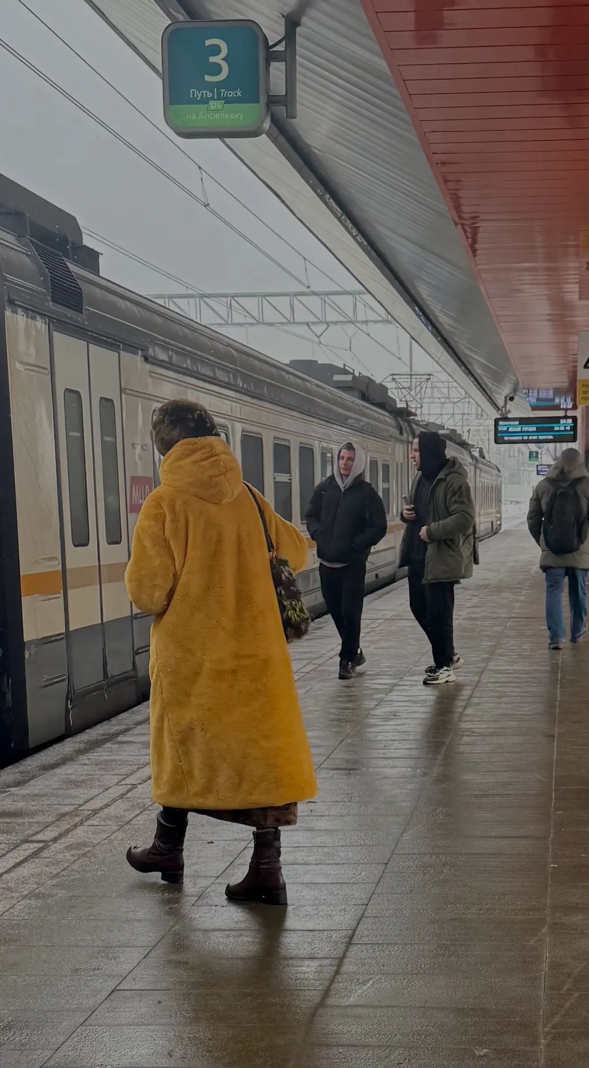 Коротко о сегодняшнем дне #москва | Сетка — социальная сеть от hh.ru