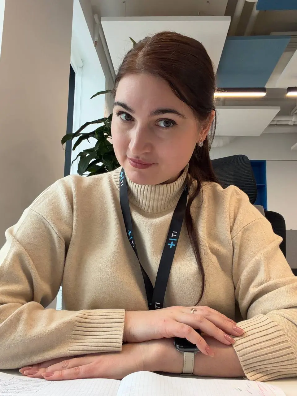 «Кажется, нам надо поговорить», - обычно я так говорю, когда замечаю, что команда буксует. Сегодня пишу эту фразу для вас, но про себя.
Ко мне пришла она. Прокрастинация. Нет, не так - паралич выбора | Сетка — социальная сеть от hh.ru