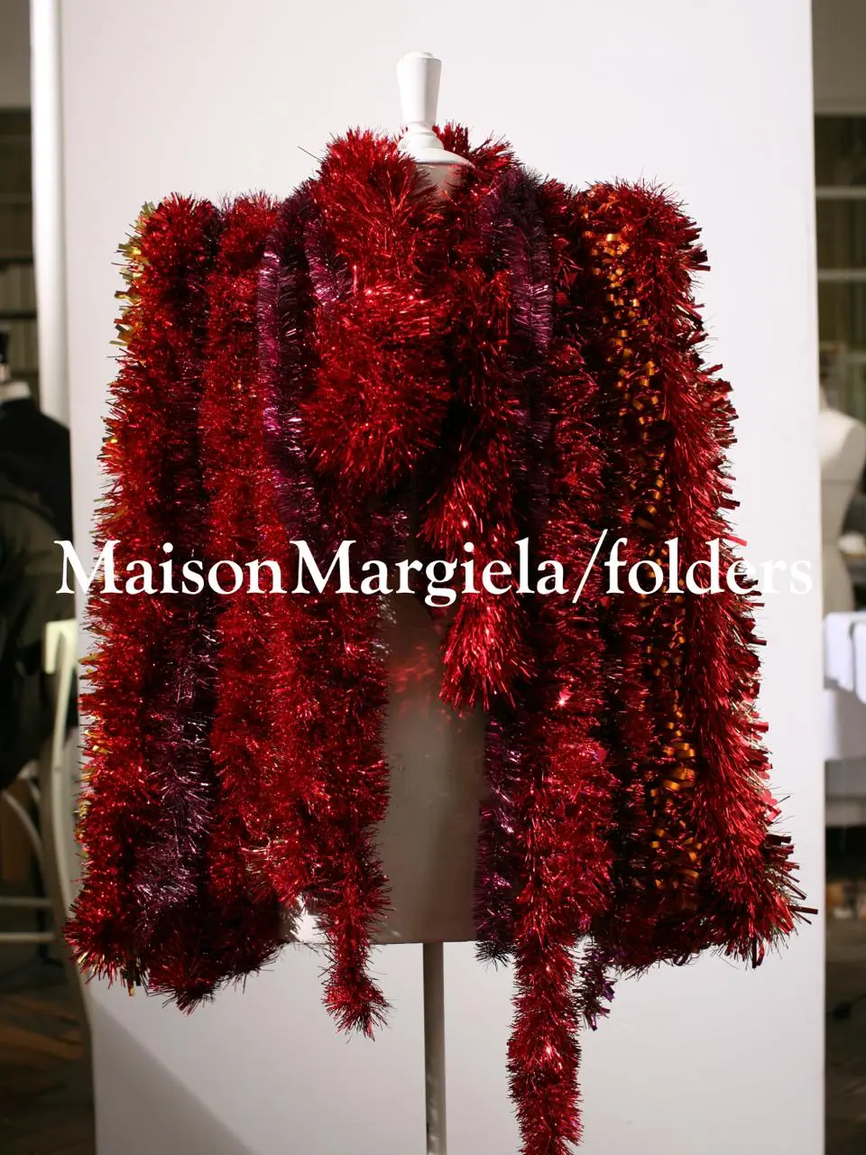 Maison Margiela
На мой взгляд, бренд Maison Margiela скорее арт-объект, чем гардероб. Его основал Мартен Маржела в 1988 году в Париже | Сетка — социальная сеть от hh.ru