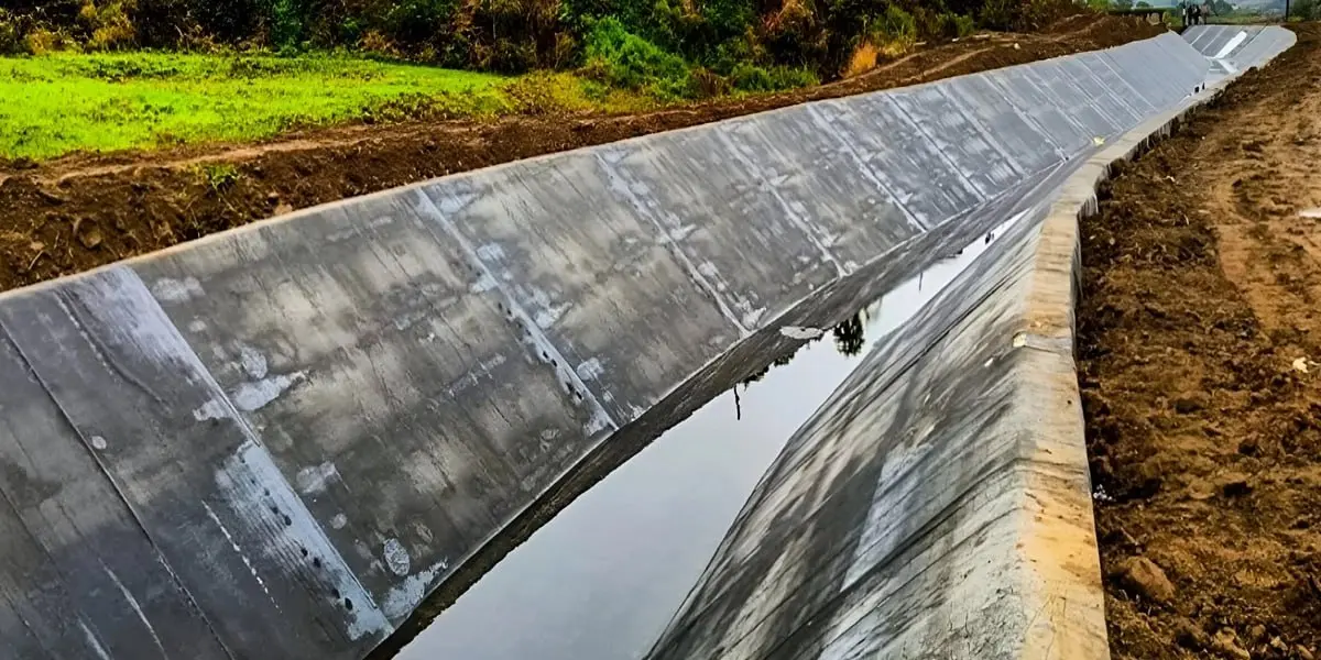 Канал на скальном основании: какая облицовка действительно работает (10 лет полевых данных USBR)
Скальное основание часто воспринимают как «надёжное по умолчанию» | Сетка — социальная сеть от hh.ru