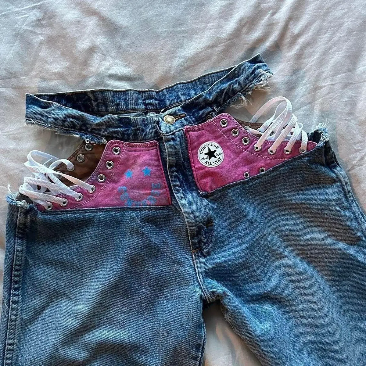 Я тут делала ресерч при разработке мерча, хочу поделиться с вами артефактами | Сетка — социальная сеть от hh.ru