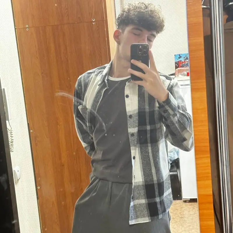Максим Сундуков
