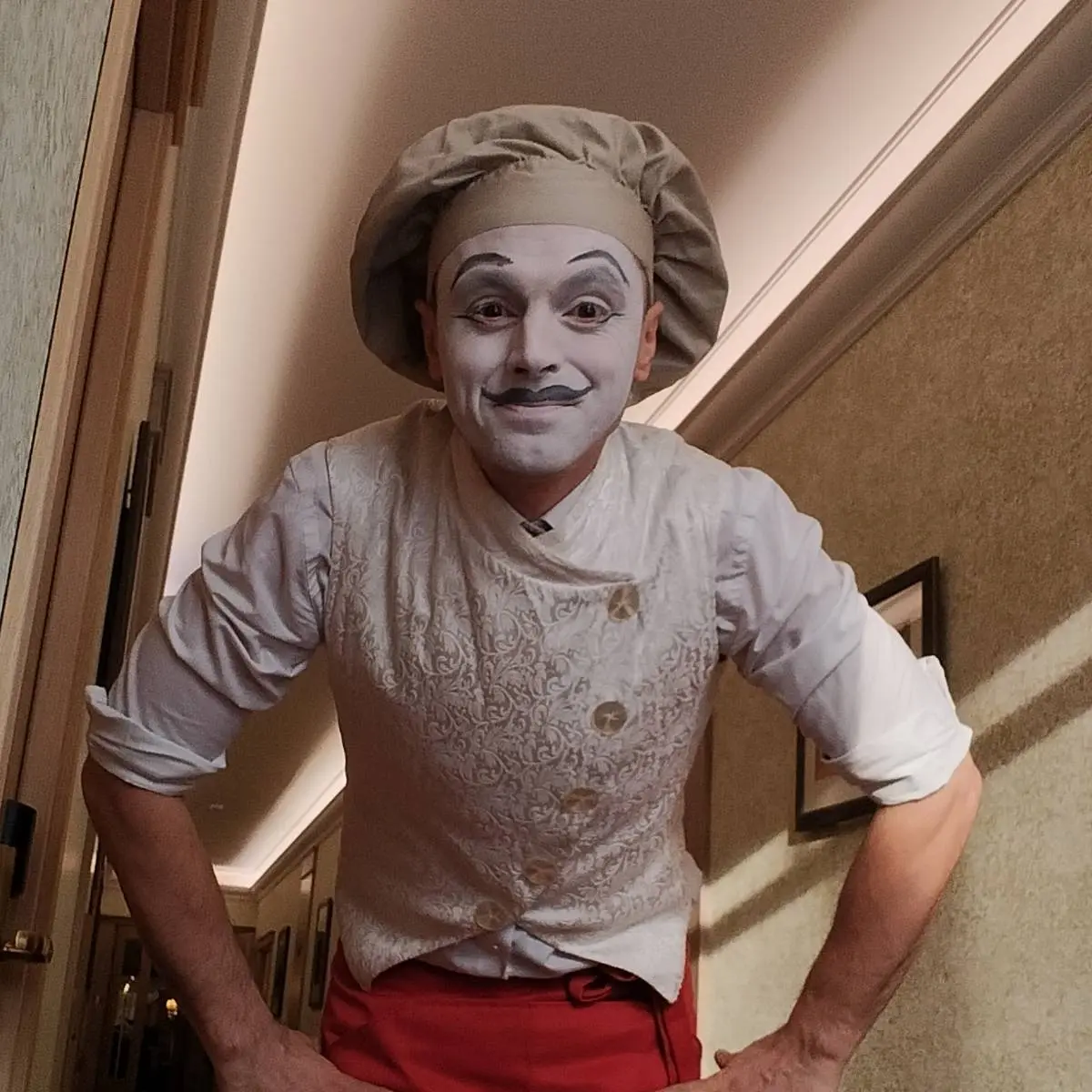 Иван Иванов