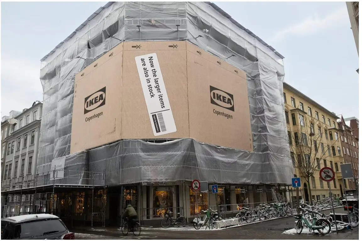 IKEA в Дании придумала нестандартный способ сообщить о том, что в их магазине в центре Копенгагена теперь можно купить крупногабаритные товары.
Для этого они "упаковали" центр города в свои коробки | Сетка — социальная сеть от hh.ru