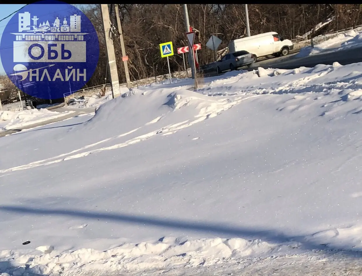 ↗ Уже скоро знаменитый музей снега (в народе - город Обь) будет опасным для жителей.
Сегодня уже температура за бортом будет выше нуля, будет идти снег и дождь | Сетка — социальная сеть от hh.ru