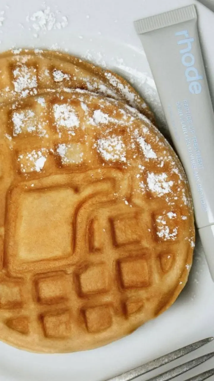 Rhode Bakery пополняет рубрику #HoReCa@BrandGuysClub
В качестве эксклюзивного партнёра для выхода на рынки Австралии и Новой Зеландии команда выбрала Mecca — одного из ключевых косметических ритейлеро... | Сетка — социальная сеть от hh.ru