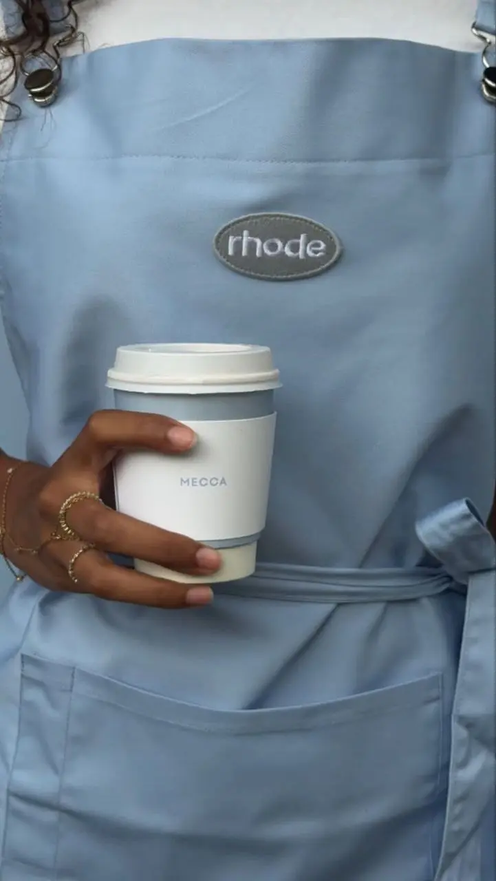 Rhode Bakery пополняет рубрику #HoReCa@BrandGuysClub
В качестве эксклюзивного партнёра для выхода на рынки Австралии и Новой Зеландии команда выбрала Mecca — одного из ключевых косметических ритейлеро... | Сетка — социальная сеть от hh.ru