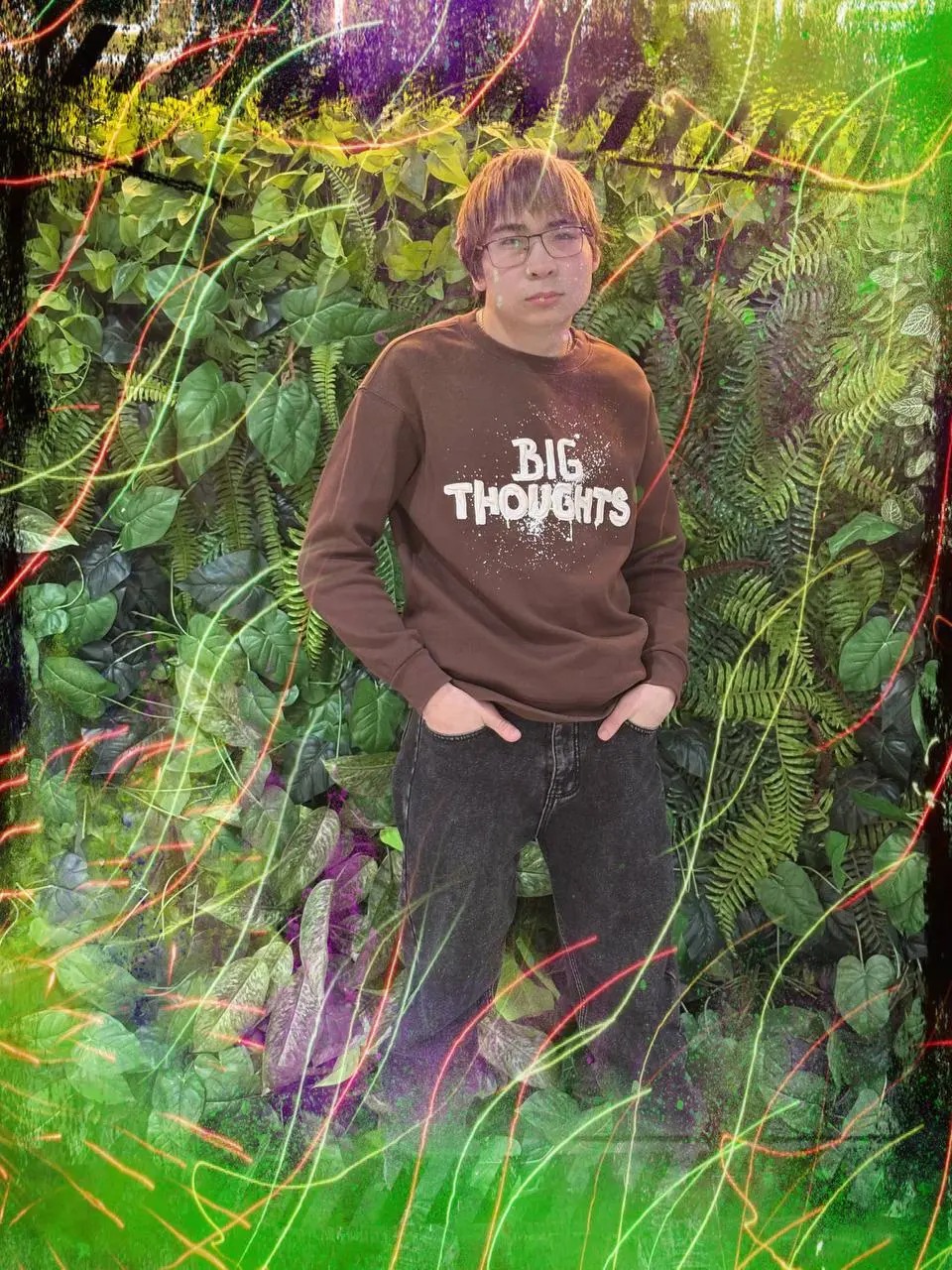 Я, как настоящий музыкант, сегодня официально заявляю: моя настоящая любовь — это:
1. Качественная музыка на саундчеке.
2. Полный кайф .
3. Гонорар (шучу... или нет?).
4. И конечно, ВЫ | Сетка — социальная сеть от hh.ru