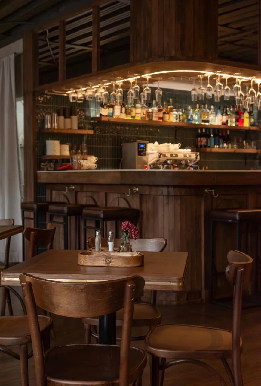 ОФИЦИАНТ
90 000₽ - 120 000₽
бар Pio Rosello
• Москва, м | Сетка — социальная сеть от hh.ru