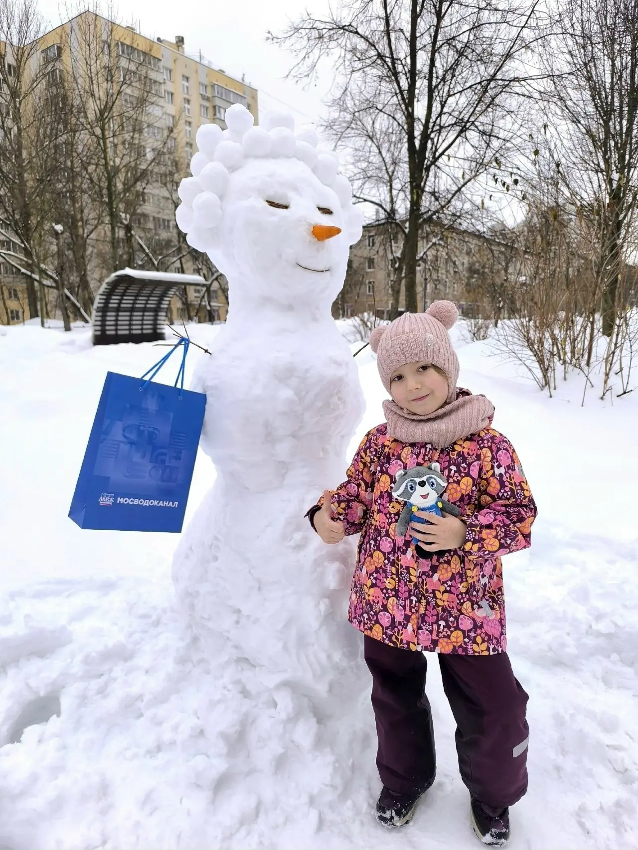 👍🏻В эти выходные ❄️суперпогода для лепки ⛄️снеговиков, и мы с радостью публикуем первые работы претендентов на победу в нашем конкурсе «Снежный мастер» | Сетка — социальная сеть от hh.ru