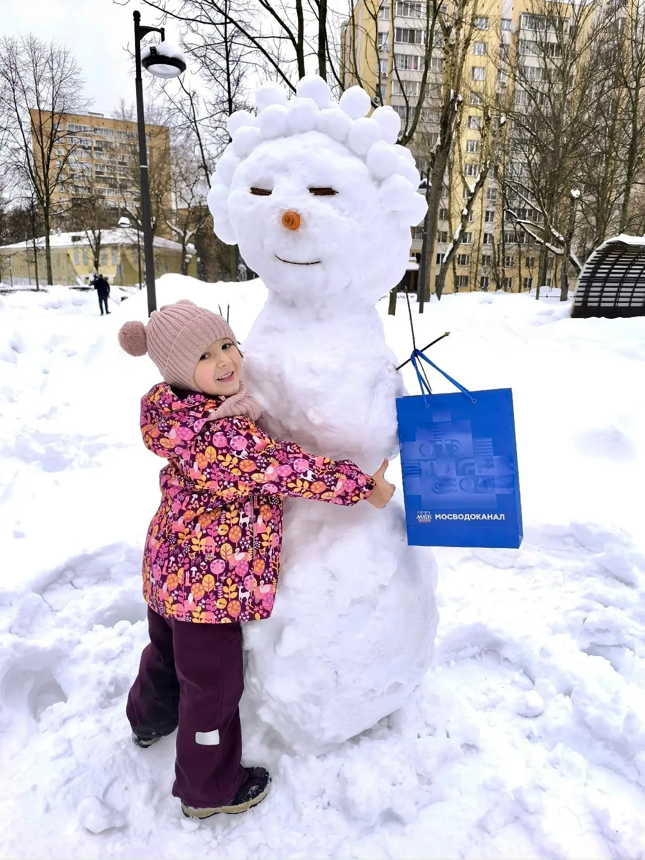 👍🏻В эти выходные ❄️суперпогода для лепки ⛄️снеговиков, и мы с радостью публикуем первые работы претендентов на победу в нашем конкурсе «Снежный мастер» | Сетка — социальная сеть от hh.ru