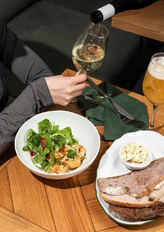 ПОВАР-УНИВЕРСАЛ
85 000₽ - 100 000₽
Lilian’s cafe
• Москва, м | Сетка — социальная сеть от hh.ru