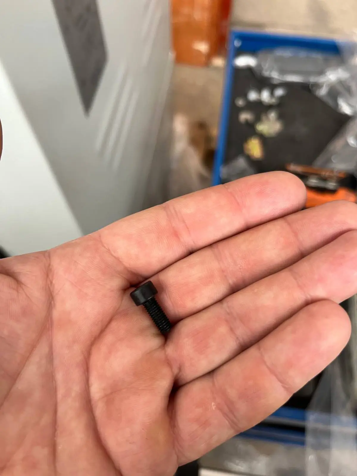 Пистолет для стружки за 5 тысяч. Уборка кабинетной защиты. | Сетка — социальная сеть от hh.ru