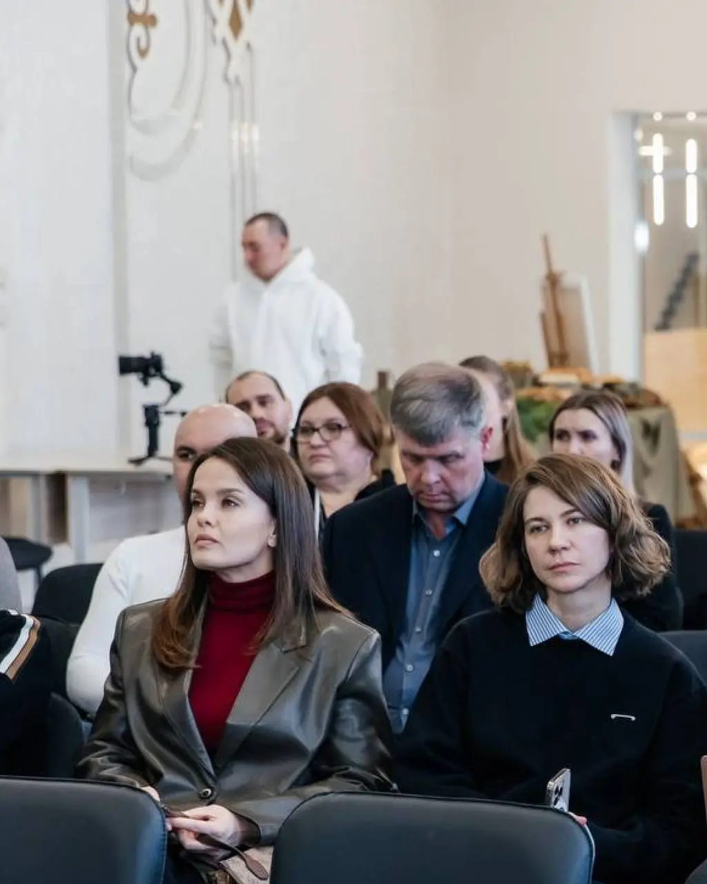 Креативная сессии «Бриф на реальность» в Татарстане
Институт развития городов Татарстана пригласил нас выступить спикерами на креативной сессии «Бриф на реальность» для администрации района, местной к... | Сетка — социальная сеть от hh.ru