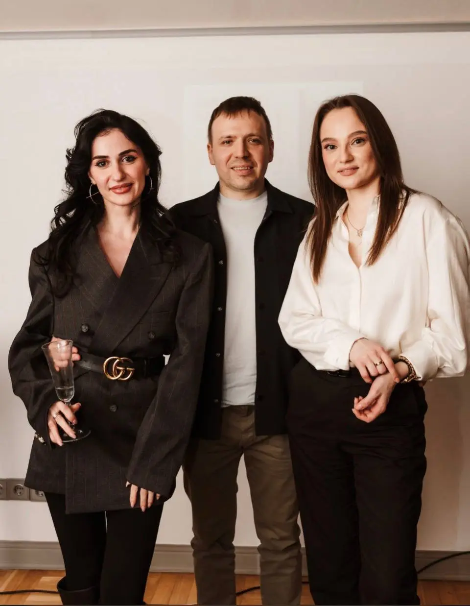 Презентация закрытого клуба 3.1
Собрание экспертов, предпринимателей политики и общественных деятелей. Очень крутое мероприятие. | Сетка — социальная сеть от hh.ru