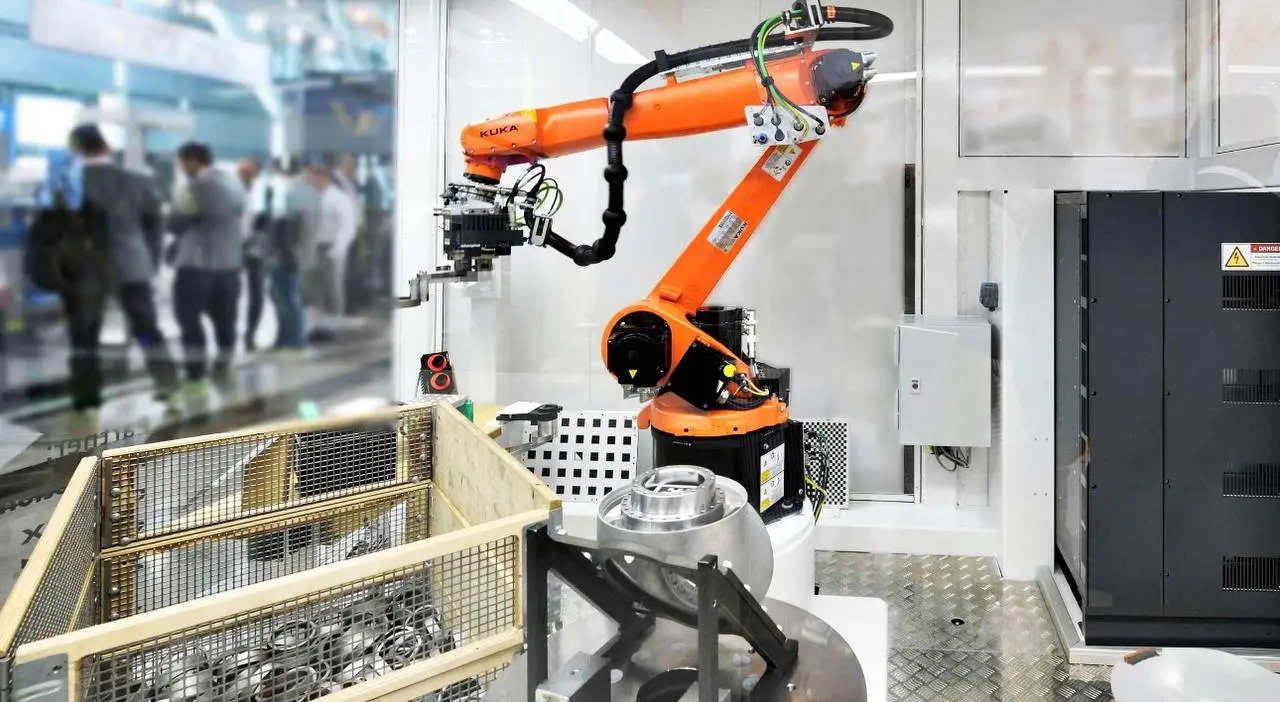 Где машинное зрение реально даёт экономический эффект
Машинное зрение оправдано там, где:
• есть повторяемый дефект
• высокий объём выпуска
• дорогой брак
• требования 100% контроля
Типовые задачи:
— ... | Сетка — социальная сеть от hh.ru