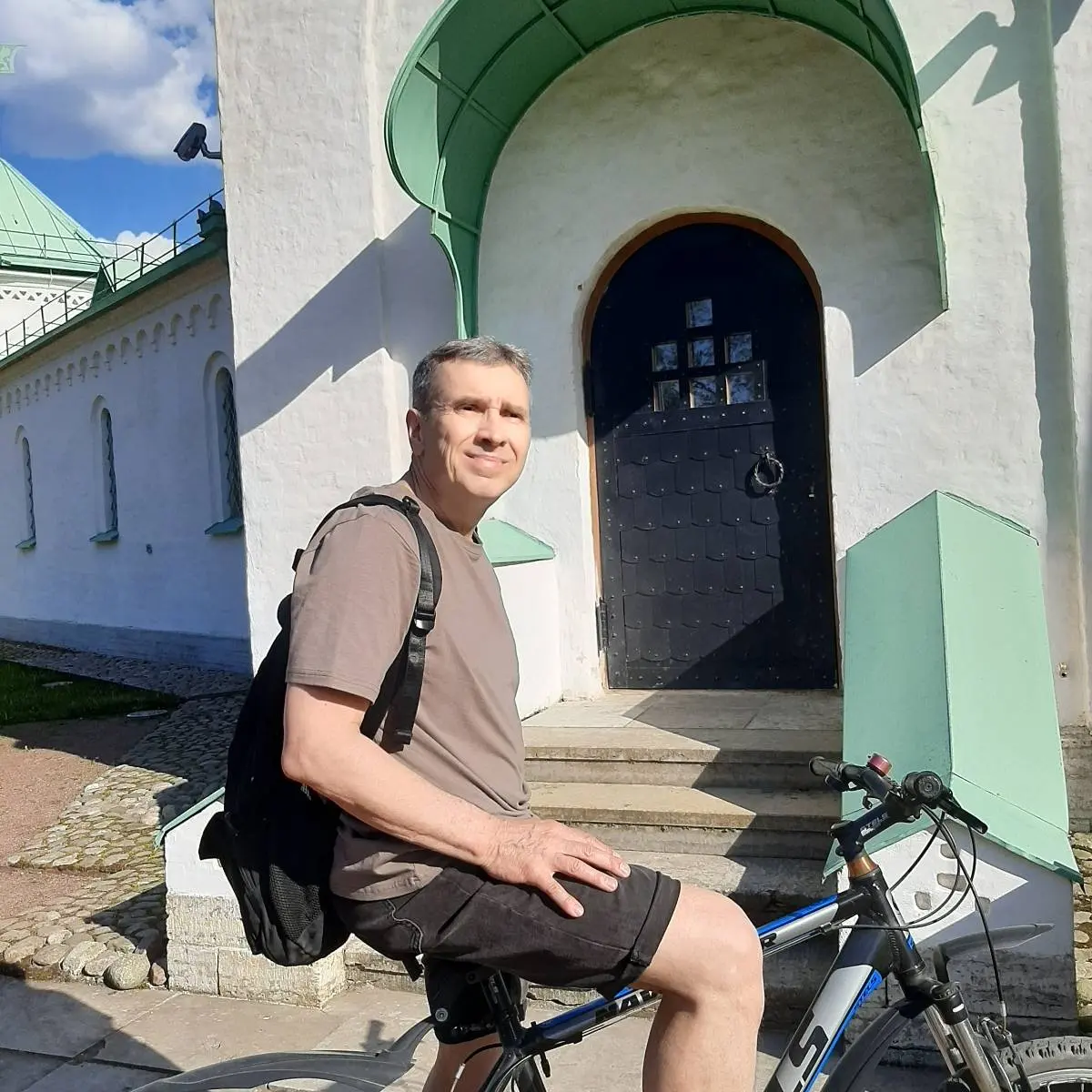 Юрий Сапожников