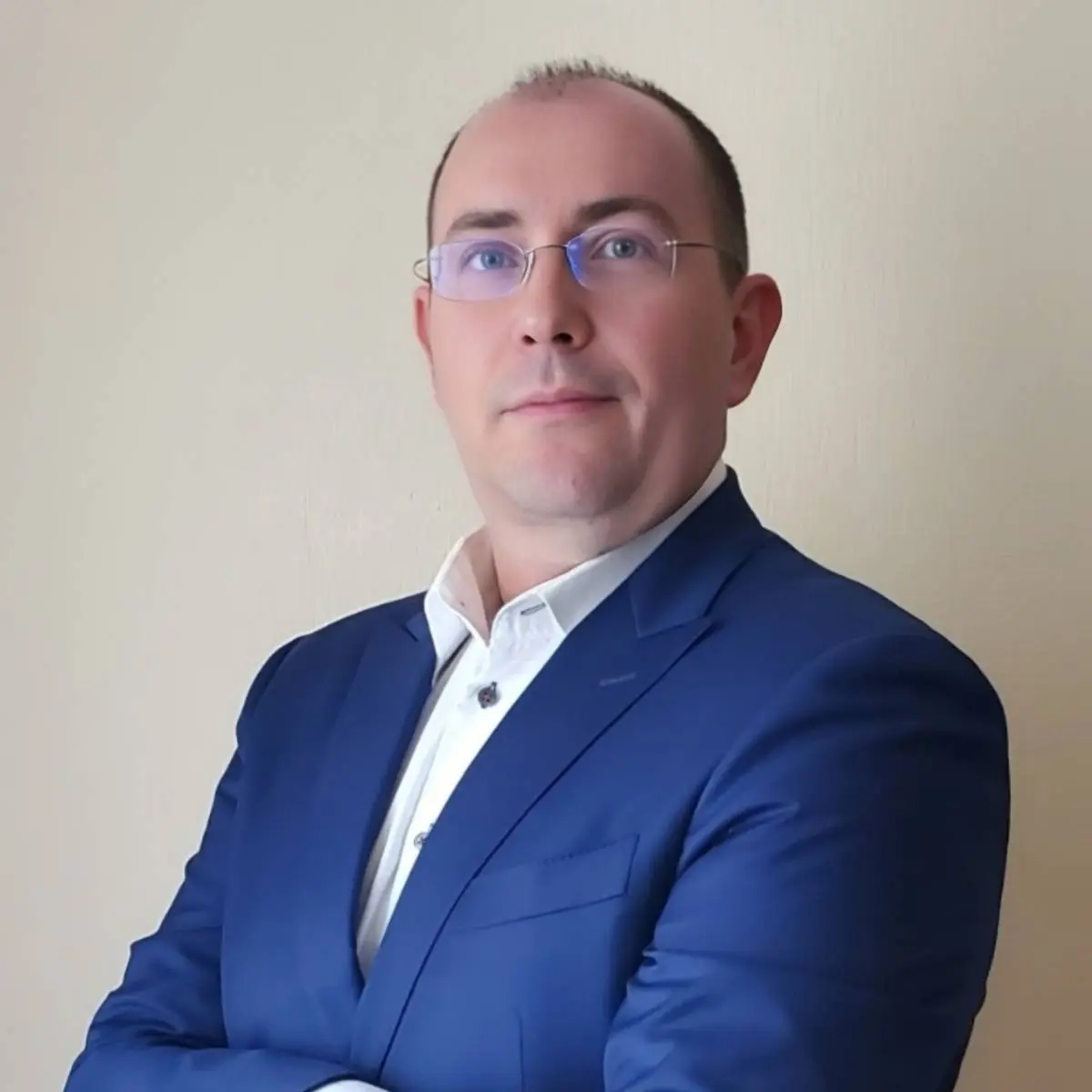 Дмитрий Едиханов