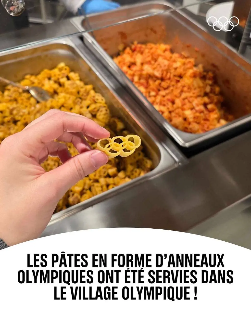 #Артем Заедаем стресс.
На проходящей в Италии зимней Олимпиаде у спортсменов быстро закончились презервативы, но не закончились макароны в виде олимпийских колец | Сетка — социальная сеть от hh.ru