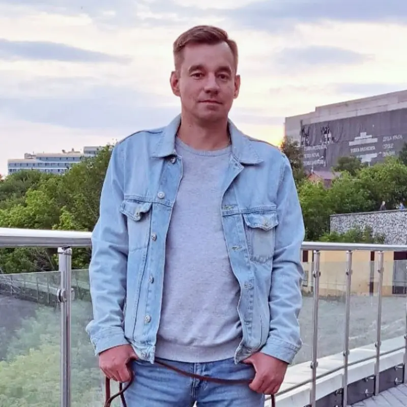 Сергей Плотников