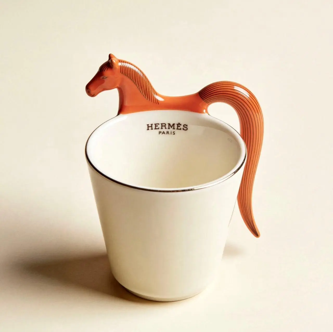 Неофициальная коллаба Hermes х Bialetti от Jane Morelli
Да еще и в год Лошади
берем или нет?
😊 Кртбл —познавательно о брендинге
В этом посте были ссылки, но мы их удалили по правилам Сетки | Сетка — социальная сеть от hh.ru