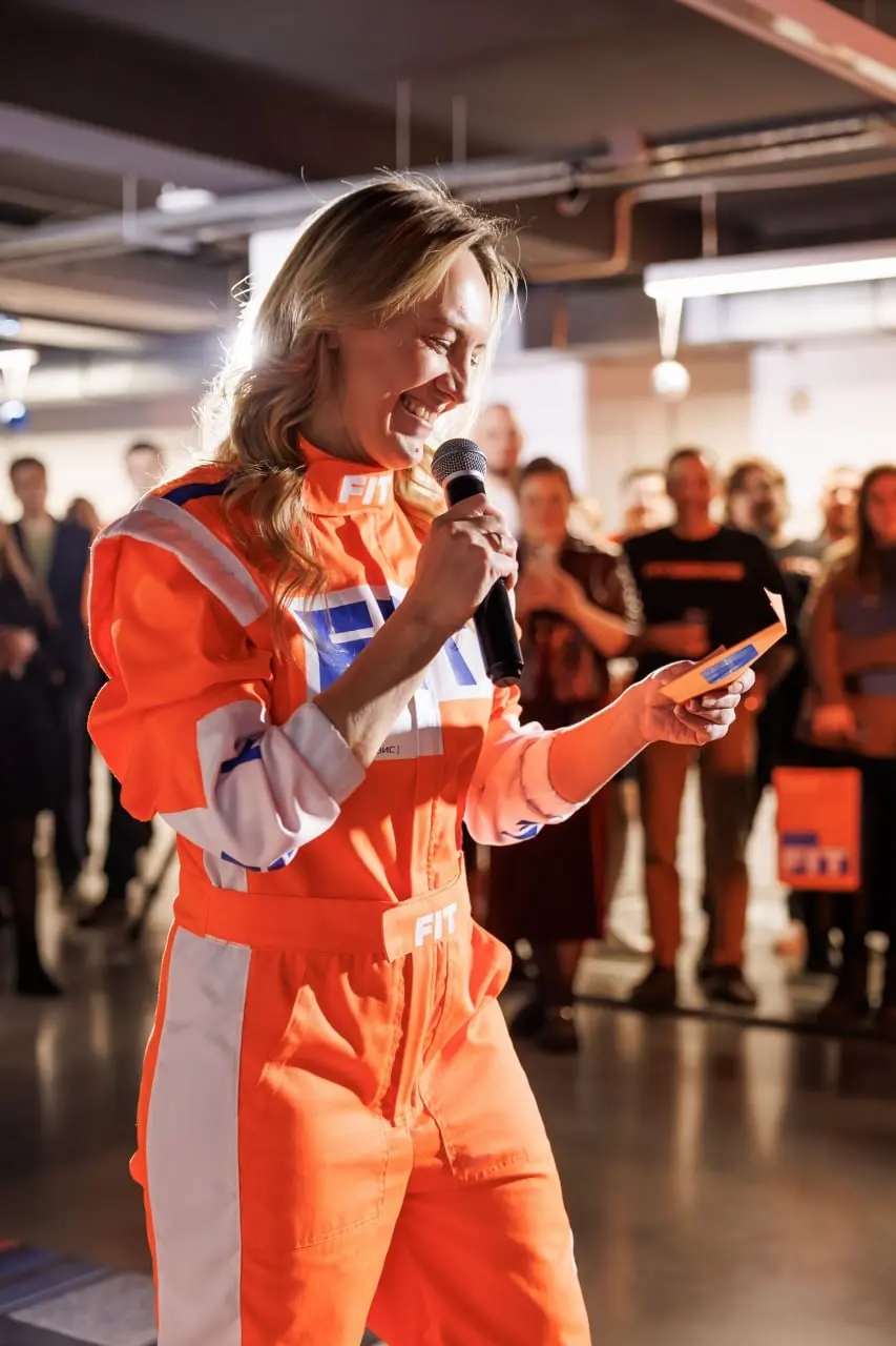 Работа, где ты — "Человек года" 🧡
В FIT SERVICE ценят каждого, но лучшие получают звание! ⭐️
И поэтому каждый год запускаем конкурс — это наш способ сказать «спасибо» лучшим профи за их вовлеченность!... | Сетка — социальная сеть от hh.ru